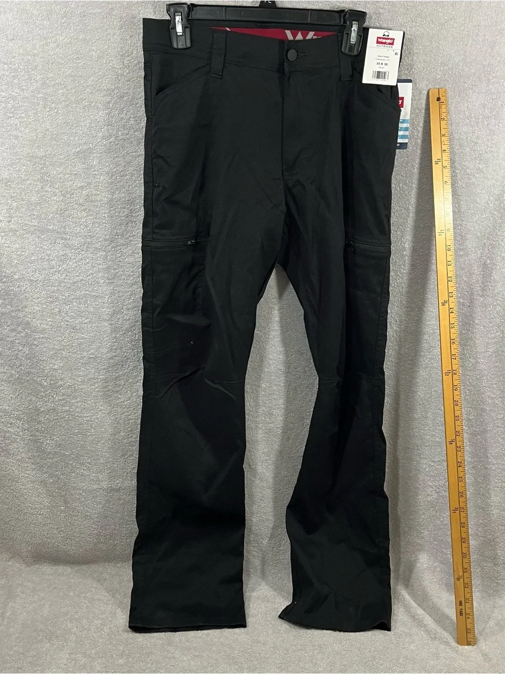 Wrangler All Terrain Cargo Pants Mens 30x30 Black Utility Zip Pockets NWT